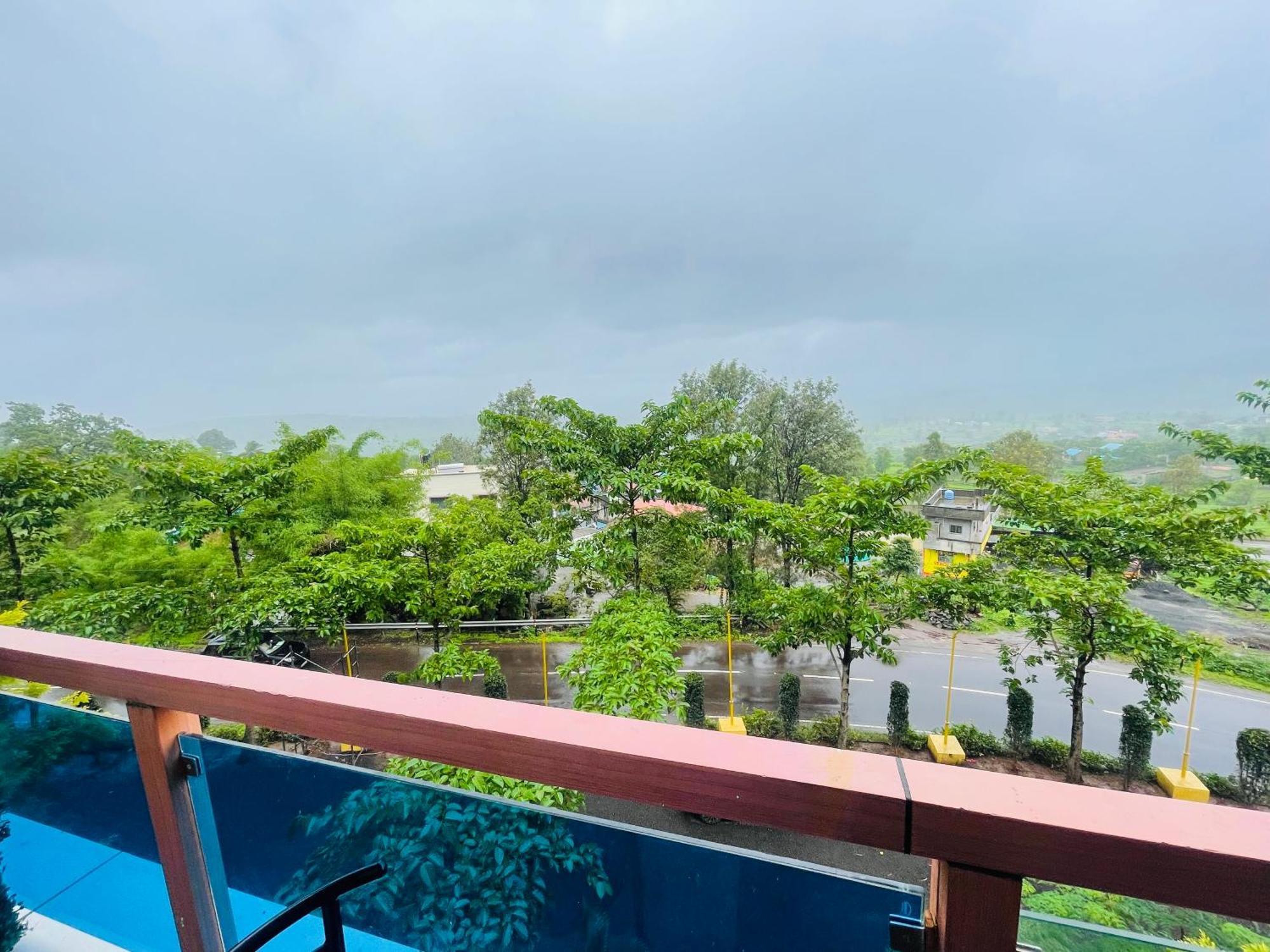 Natural Resort Panhāla Екстериор снимка