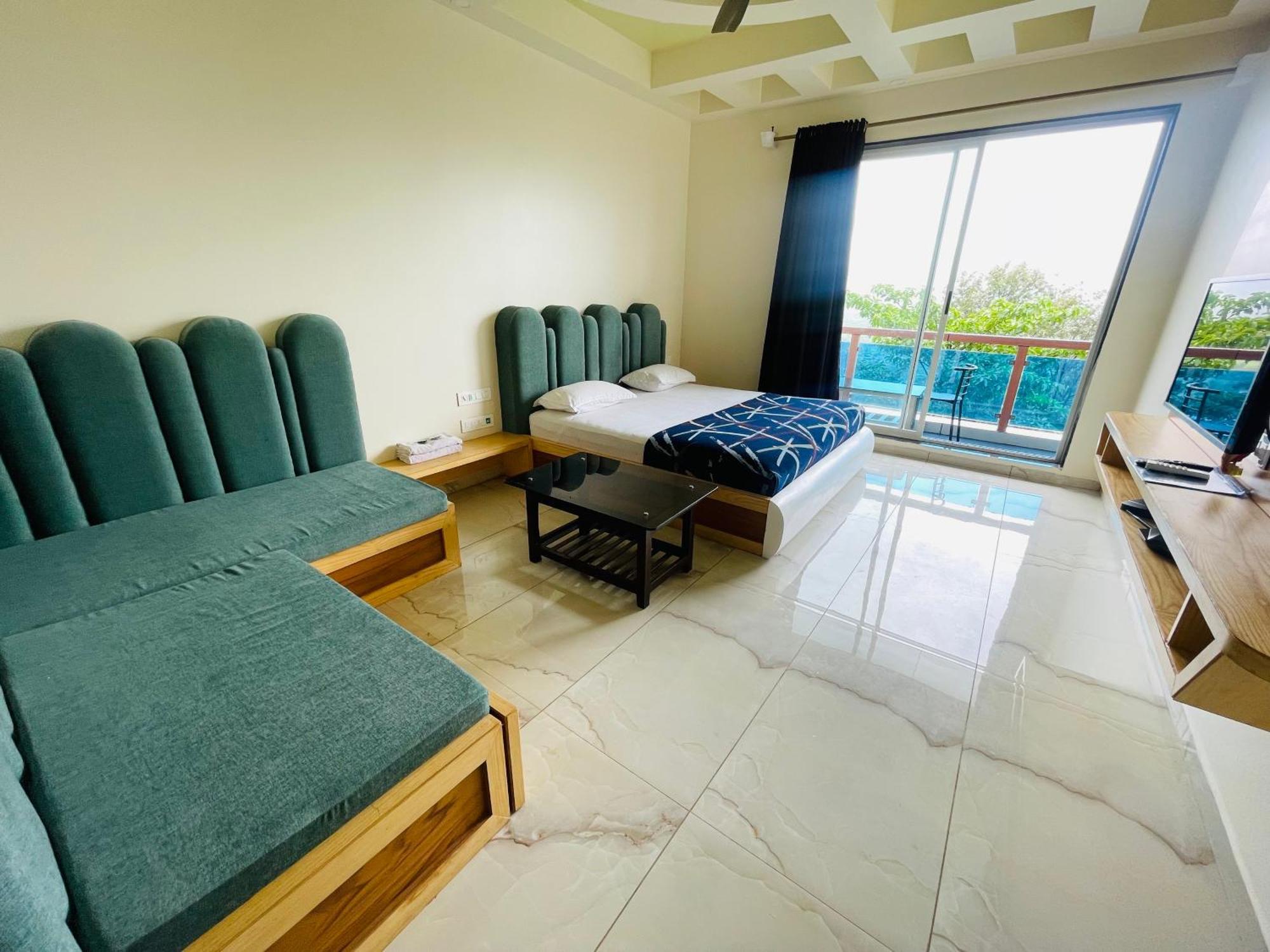 Natural Resort Panhāla Екстериор снимка