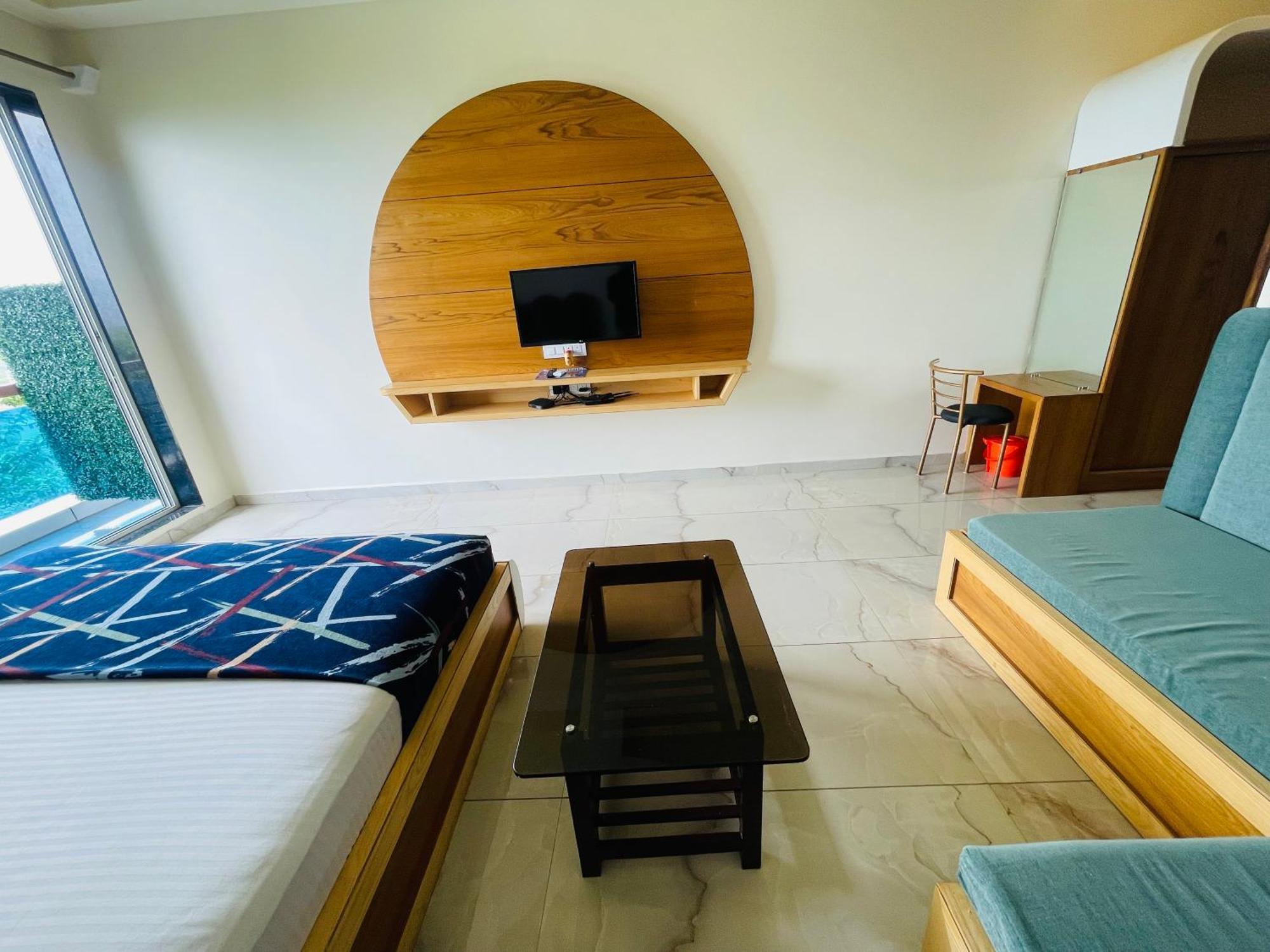 Natural Resort Panhāla Екстериор снимка