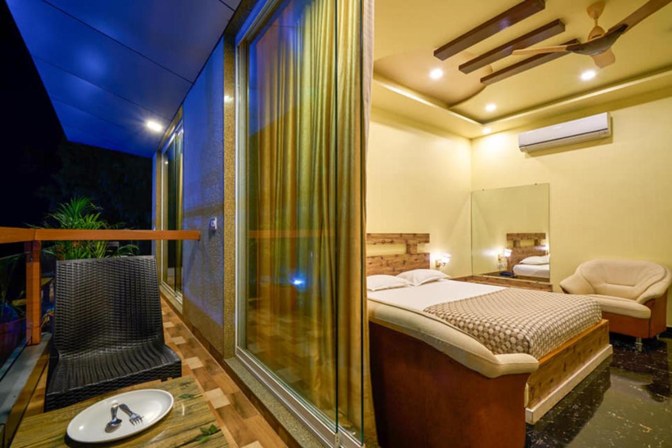 Natural Resort Panhāla Екстериор снимка